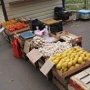 У стихийных торговцев Симферополя изъяли товара на полмиллиона рублей