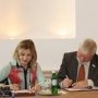 Поклонская подписала договор с Федерацией независимых профсоюзов