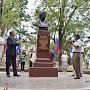 В Столице Крыма появился памятник Высоцкому
