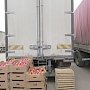 В Крым из Херсона пытались ввезти 10 тонн польских яблок