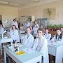 Школьники провели лабораторные занятия на базе ведущего вуза Крыма