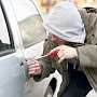 В крымской столице задержали автомобильных грабителей