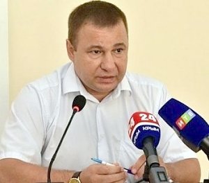 Министр информации Крыма уходит в отставку. Ждем профессионала?