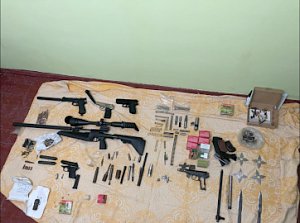 В Севастополе сотрудниками уголовного розыска задержан подозреваемый в незаконном изготовлении и хранении оружия и боеприпасов
