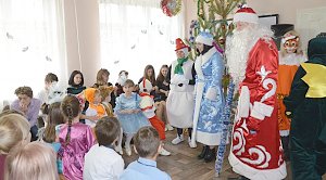 Титановый завод организовал праздник детям из реабилитационного центра