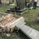 Под Симферополем на мусульманском кладбище разбили несколько надгробий