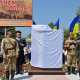В Севастополе памятник герою Великой Отечественной открывали под желто-блакитными стягами
