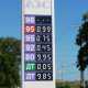 Почему на некоторых севастопольских заправках литр бензина стоит всего лишь одну гривну?