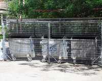 Площадки сбора мусора в Евпатории предложили закрыть сеткой