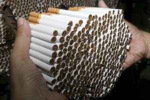Налоговики изъяли у предпринимателя в Красногвардейском семь тысяч пачек сигарет