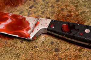 Следующее убийство на почве алкоголя: жительница Джанкоя зарезала своего сожителя