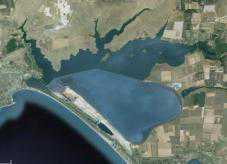 Дамба озера Сасык-Сиваш в Сакском районе требует ремонта