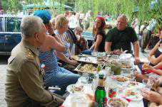 День ВДВ в Столице Крыма: полевая кухня и спортивные состязания