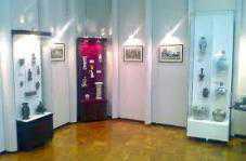 В Евпатории проходит выставка «Запад – Восток: перекресток культур»