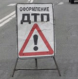 В Столице Крыма автобус врезался в учебный троллейбус