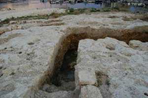 В Севастополе на берегу бухты Стрелецкой найдены руины древнего города