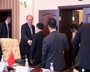 Анатолий Могилёв встретился с делегацией из КНР