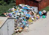 Совмин велел властям Симферополя создать эффективную систему уборки мусора