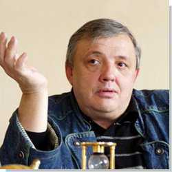 Владимир Яцуба угрожает судом бывшему руководителю Севастопольского театра Луначарского