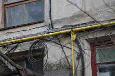 В Симферополе демонтируют телекоммуникационные сети, установленные на газовых трубах