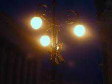 Уличные фонари Симферополя оснащают энергосберегающими лампами