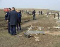 Суд отказался закрывать дело о разрушении могил на кладбище под Симферополем