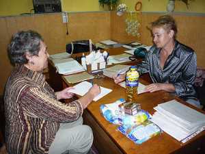 Пожилые евпаторийцы получают продпайки за счёт местного бюджета