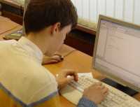 Школам Севастополя раздали 36 сертификатов на компьютерные классы