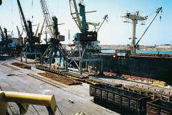 Севастопольскому порту строительная фирма задолжала полмиллиона