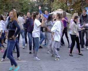 Симферопольская молодежь выступила в поддержку русского языка