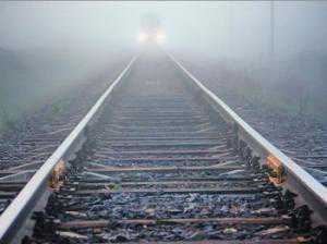В Керчи недалеко от кладбища мужчину насмерть сбил поезд