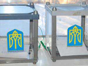 В Крыму начали работать избирательные участки