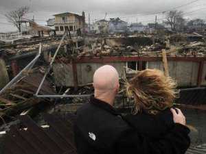 Правительство США выделило более 100 миллионов долларов для потерпевших от урагана
