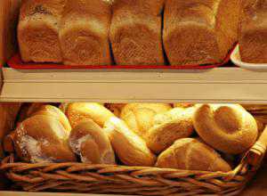 В Симферополе увеличат количество мест продажи недорогого хлеба