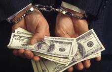 В Крыму мужчина обманул банк на 60 тыс. долларов