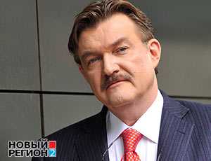 Киселев: Янукович будет добиваться переизбрания на второй срок, его соперником может стать Тягнибок