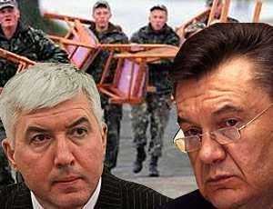Эксперты: Янукович по примеру Путина должен отправить в отставку министра обороны