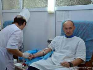 Крымские гаишники массово сдали кровь для потерпевших в ДТП