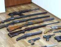 За две недели жители Севастополя сдали 76 единиц оружия
