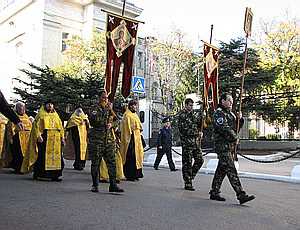 В Севастополе в годовщину эвакуации армии Врангеля состоялся крестный ход