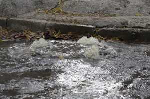 По улицам Симферополя текут реки нечистот