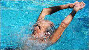 В Евпатории пройдёт чемпионат Украины по плаванию: между пловцов есть 89-летний