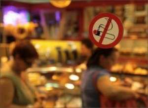 На днях вступает в силу Закон о полном запрете курения