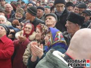 Участники меджлисовского митинга в Симферополе вступились за татарских карателей