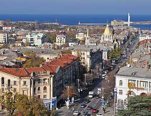 «Русский блок»: Власти скрыли, кому по дешевке раздали помещения в центре Севастополя