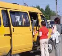 В Столице Крыма большинство перевозчиков не выполняют договорные условия, под угрозой расторжения договоры с 13-ю из них