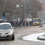 ГАИ обращает внимание участников дорожного движения: в Севастополе выпал снег, на дорогах гололедица