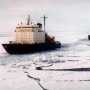 Штормовое предупреждение: в Азовском море судам грозят аварии и ледовая ловушка
