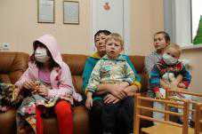 Ко Дню Святого Николая детской больнице в Столице Крыма подарили медицинское оборудование