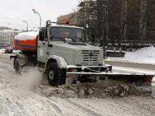 На всех дорогах Крыма работает очистительная техника, – Рескомтранс